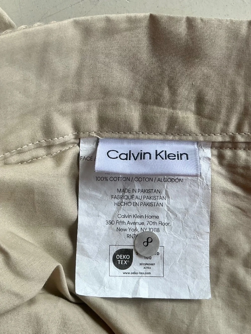 NWOT Calvin Klein Tan Waffle Knit QUEEN Duvet cover